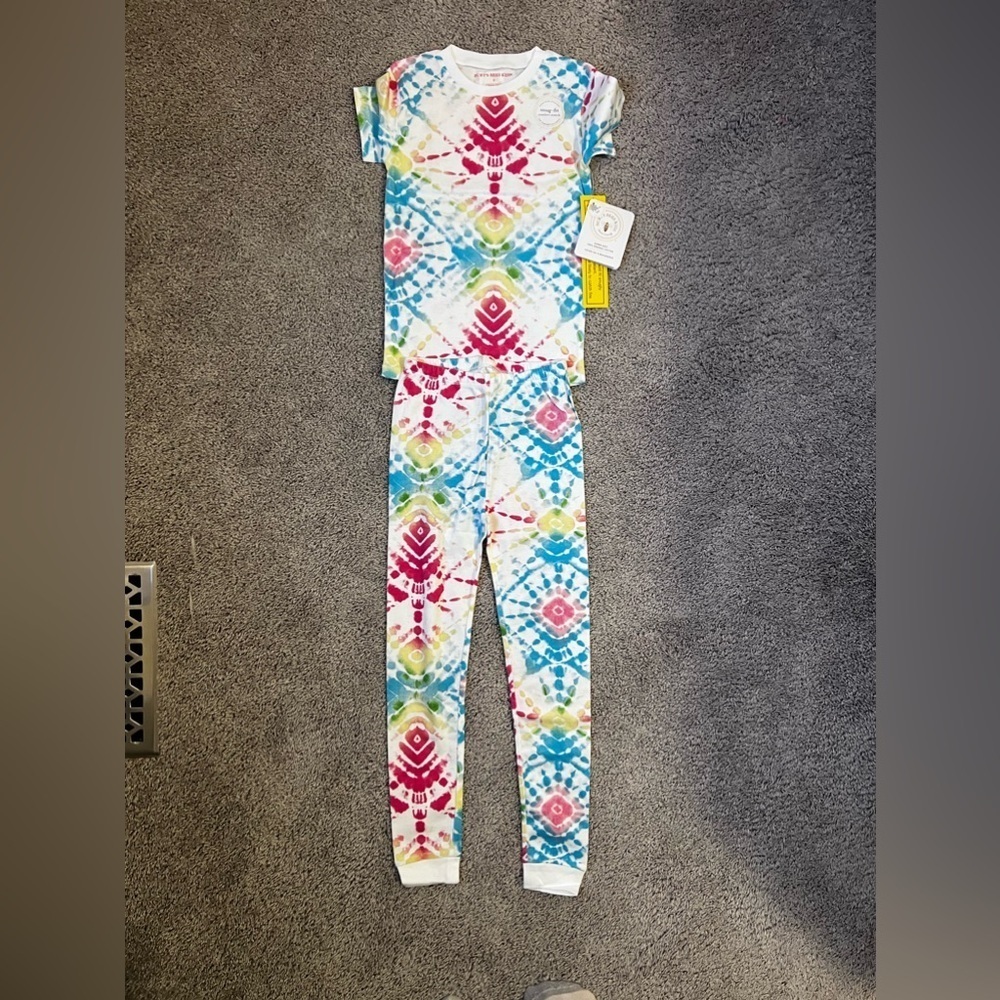 Burt’s Bees unisex tie-dye pajama set size 8